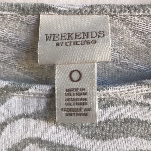 Chico’s Weekends gray and white zebra-striped high-low 3/4-sleeve top - Picture 2 of 8